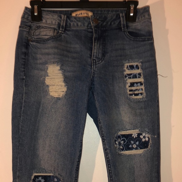 Jeans - Picture 1 of 5